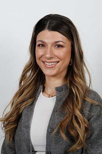 Manon BENCHENAFI   - Conseillère Municipale  