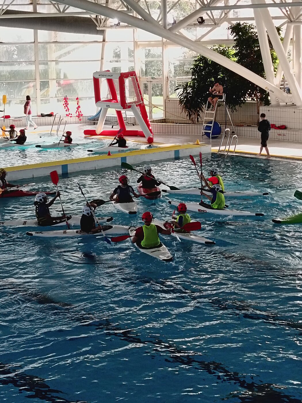 Canoë Kayak dans une piscine