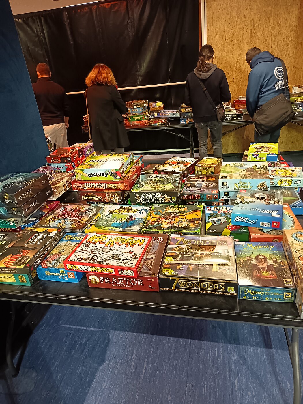 Boites de jeux de société