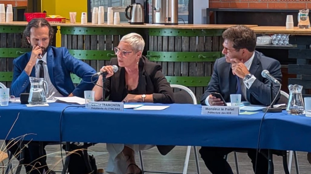 Céline Tramontin au micro