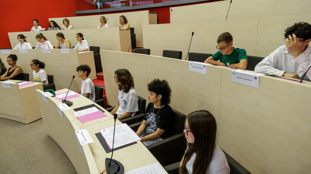Les jeunes dans l'hémicycle