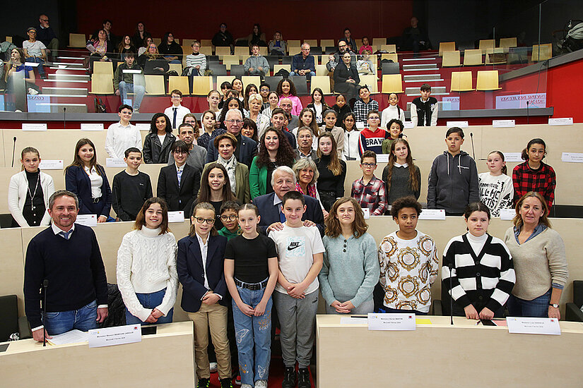 CONSEIL MUNICIPAL DES JEUNES - LES ÉLUS