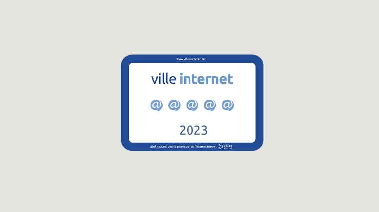 Logo du label VILLE INTERNET  lien vers le site Internet 