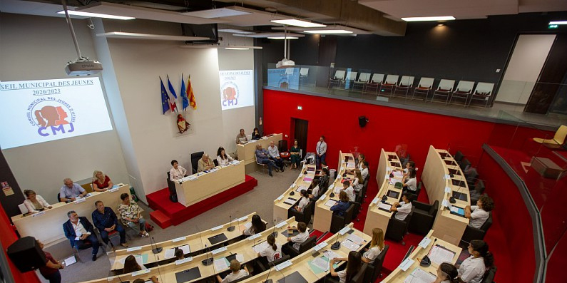 CONSEIL MUNICIPAL DES JEUNES