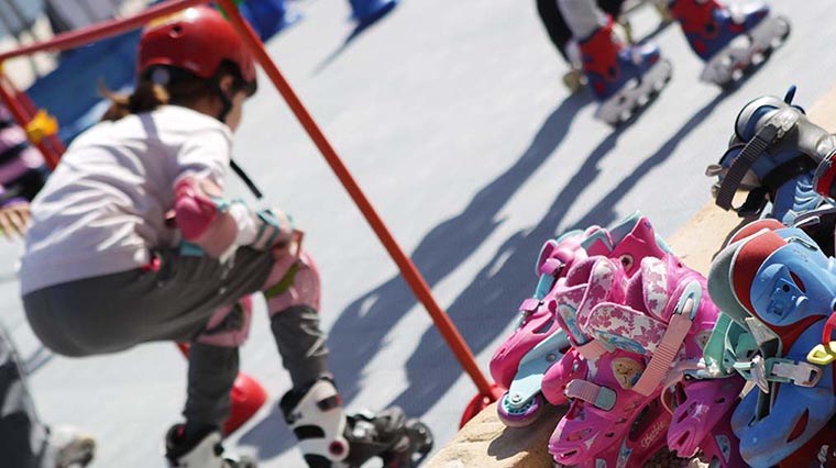 ECOLE MUNICIPALE DU SPORT - photo enfant  en roller