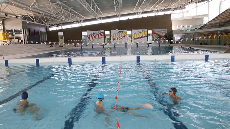 STADE NAUTIQUE  photo du bassin intérieur 