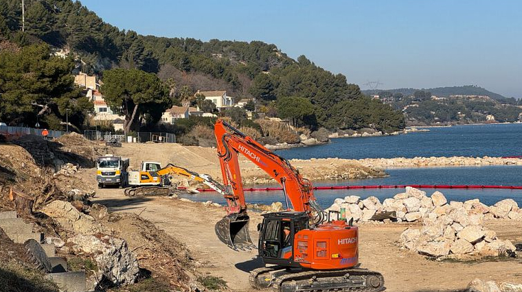 Planning des réunions concernant l'extension du port des Heures Claires - photo des travaux